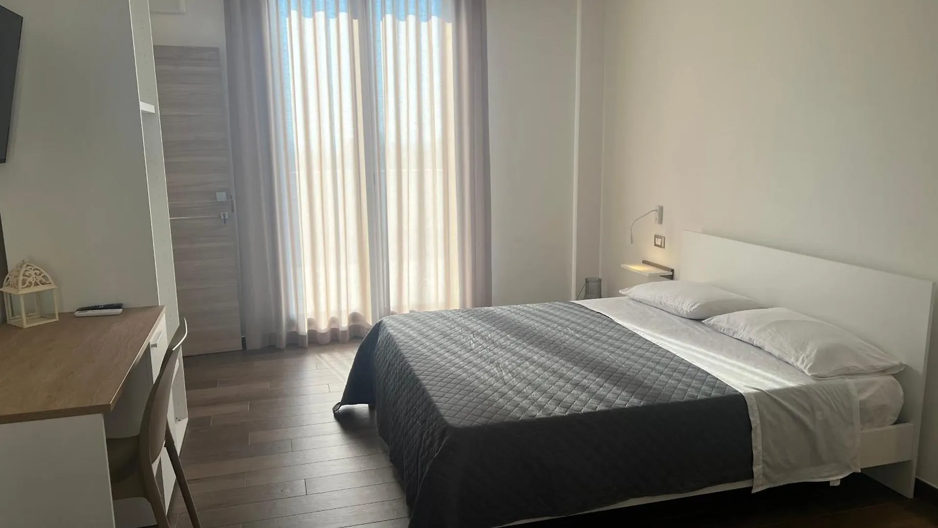 Gasthuis Kalispera Hotel Cinisi